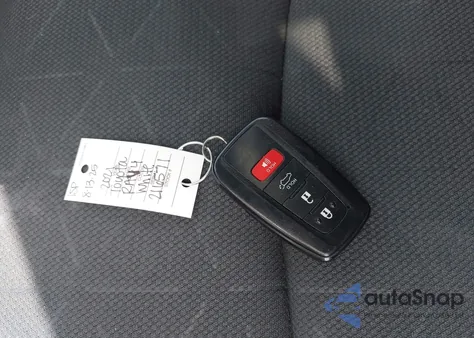 2021 Toyota Rav4 Xle из США, поврежденный, VIN 2T3P1RFV6MC216571